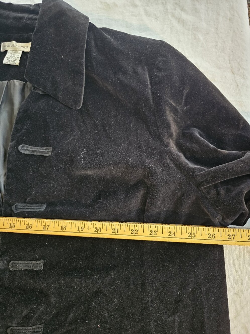 Newport News Black Velvet Blazer Jacket - Picture 6 of 6